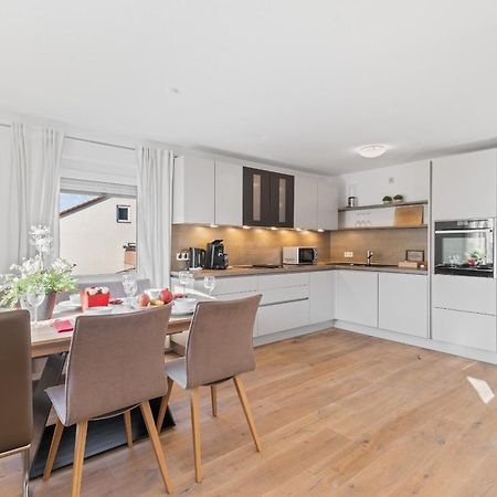 Goldcream Suites - Modern - Netflix - Free Parking Günzburg Eksteriør bilde