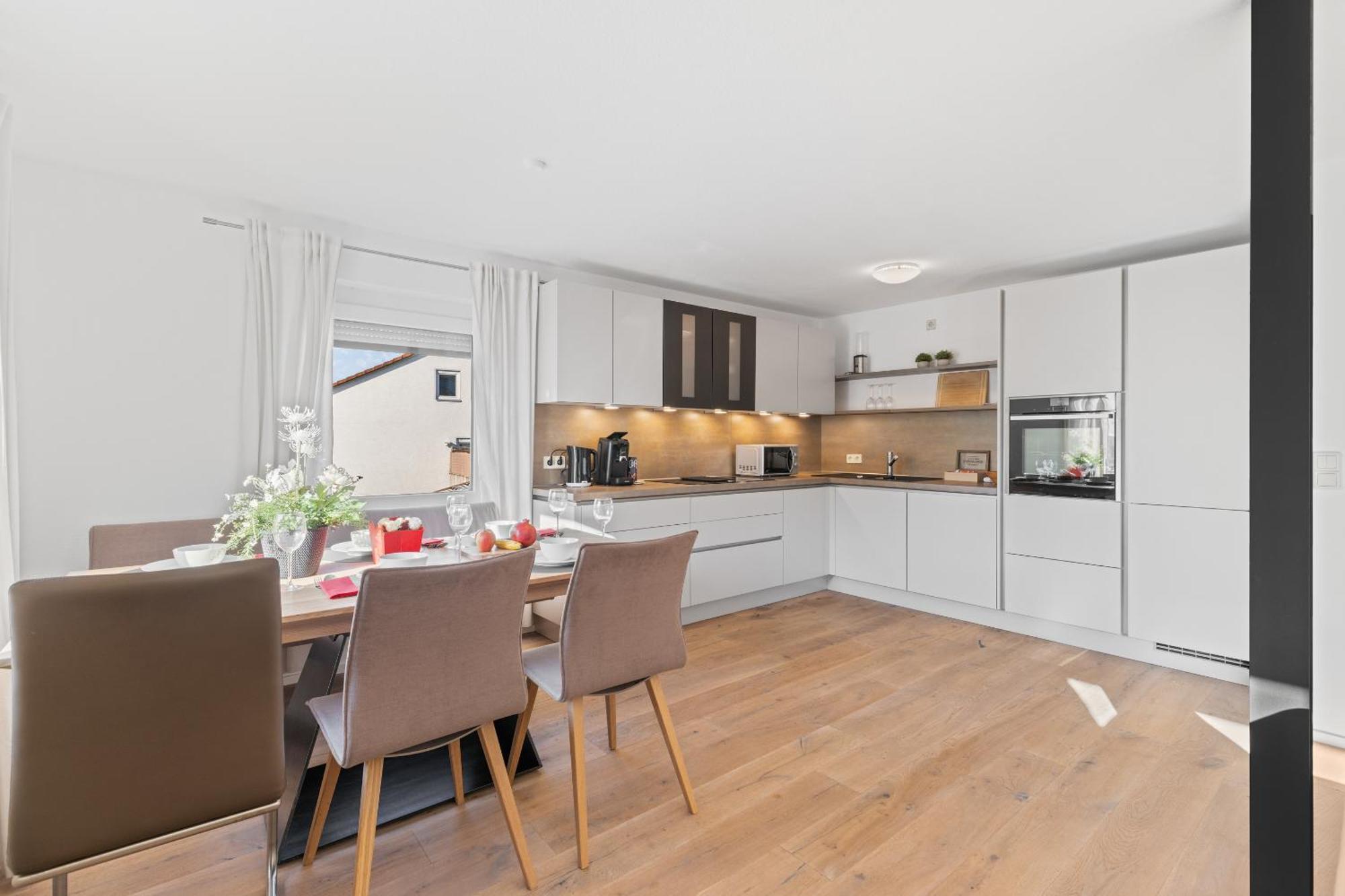Goldcream Suites - Modern - Netflix - Free Parking Günzburg Eksteriør bilde