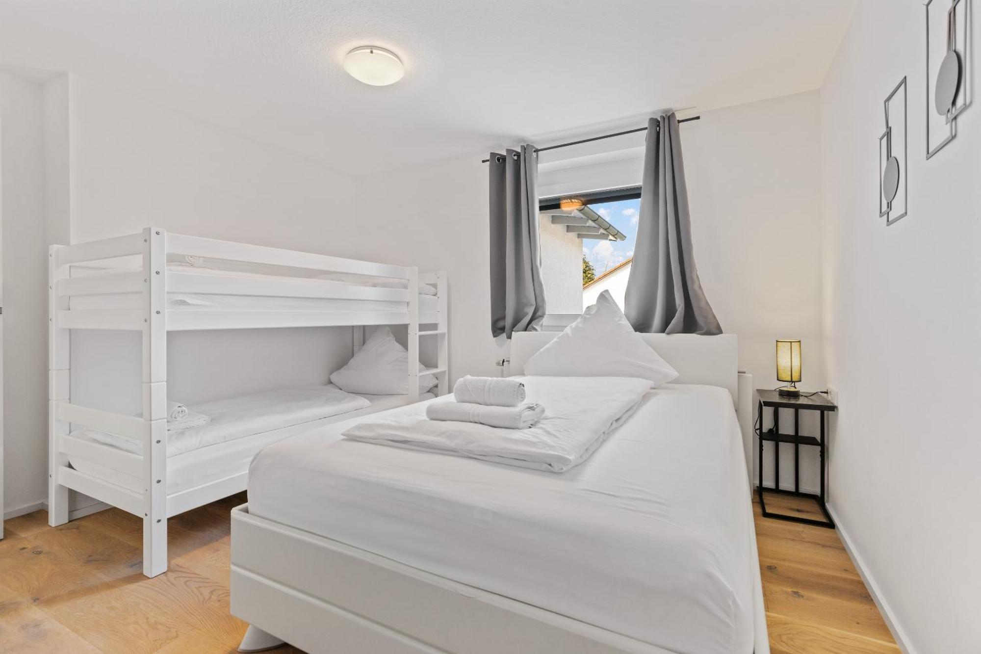 Goldcream Suites - Modern - Netflix - Free Parking Günzburg Eksteriør bilde