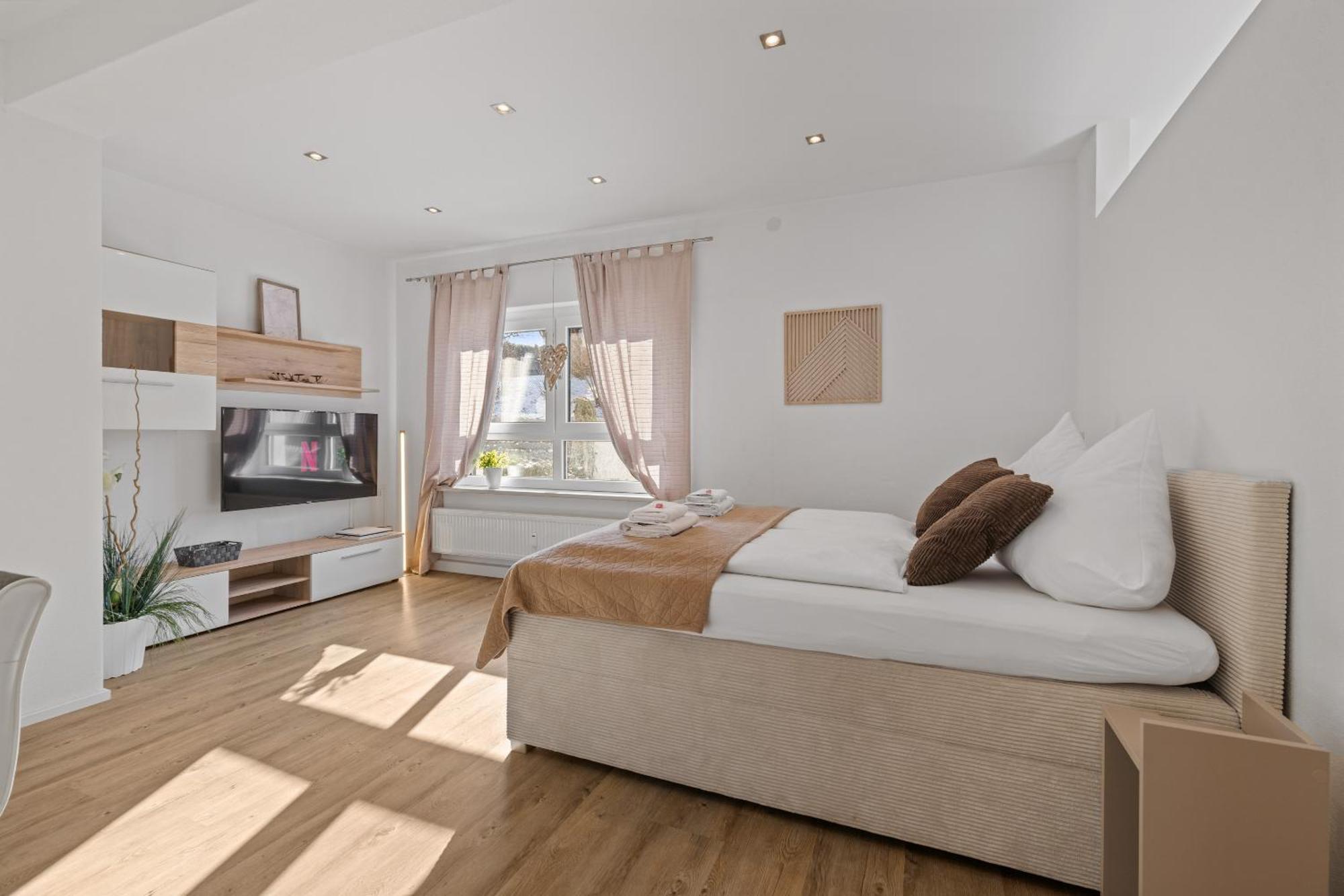 Goldcream Suites - Modern - Netflix - Free Parking Günzburg Eksteriør bilde